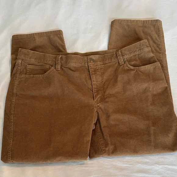 L L Bean Men's BeanFlex® Corduroy Pants Dune Brown Standard Fit Straight Leg EUC - Picture 2 of 11